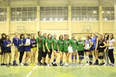Соревнования по волейболу