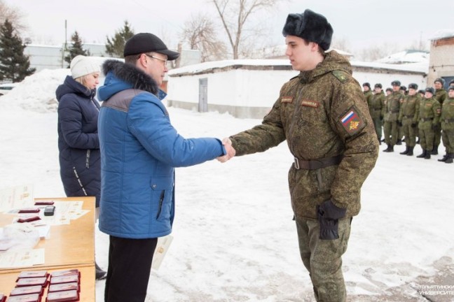 Медали для будущих героев