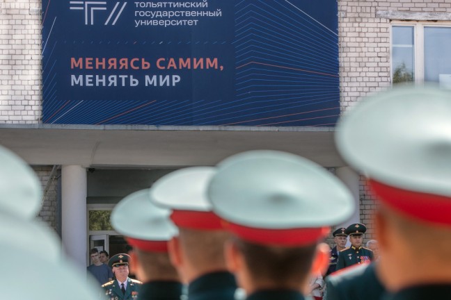 Артиллеристы, точный дан приказ!