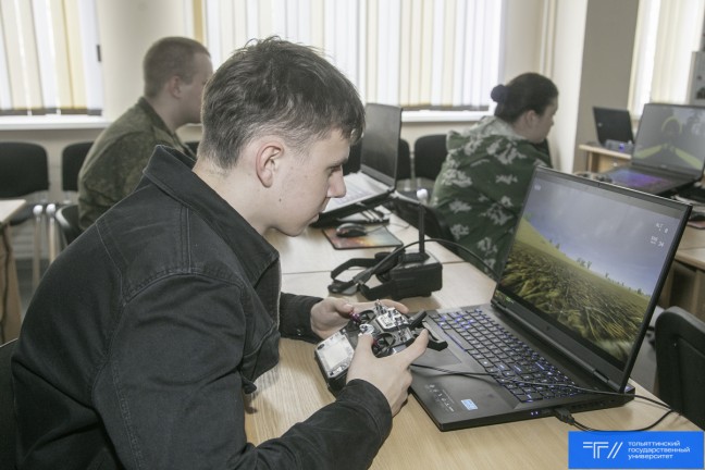 Школьники в ТГУ сделали шаг к профессии защитника