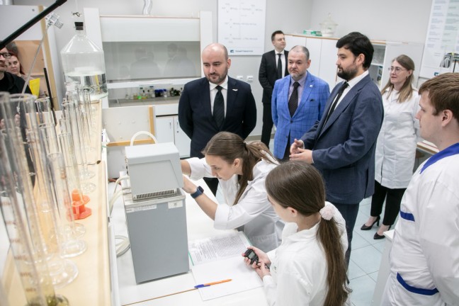 Губернатор Самарской области посетил ТГУ