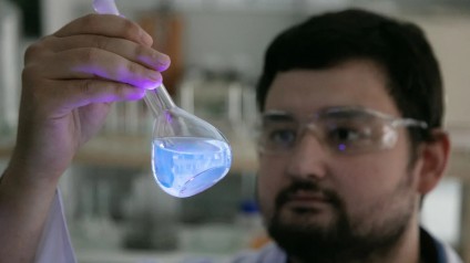 Химик ТГУ создаёт питательную среду для юных талантов