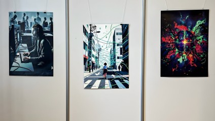 Страх и доверие к ИИ: студенты показали чувства в нейроарте