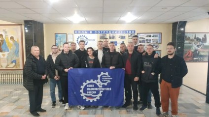 Студенты ТГУ заглянули под капот дилерского центра