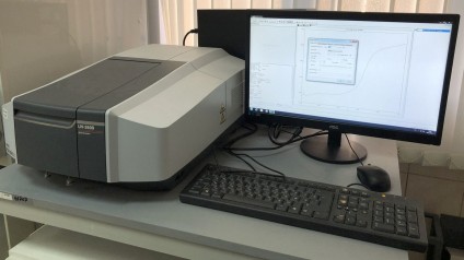 УФ спектрофотометр Shimadzu UV-2600.JPG