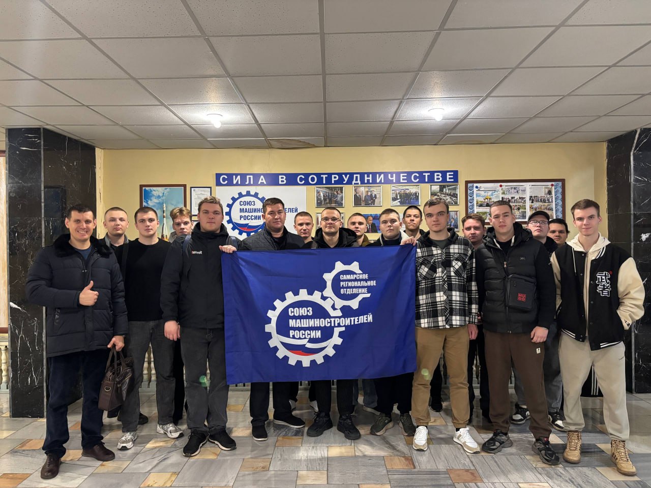 Студенты «ГибридТех» прошли к дилеру без турникета