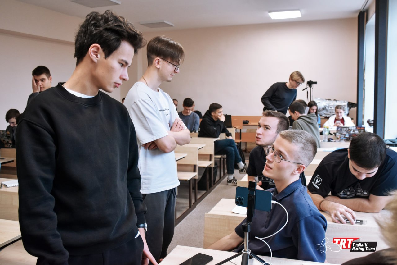 ТГУ объединил будущих инженеров автоспорта