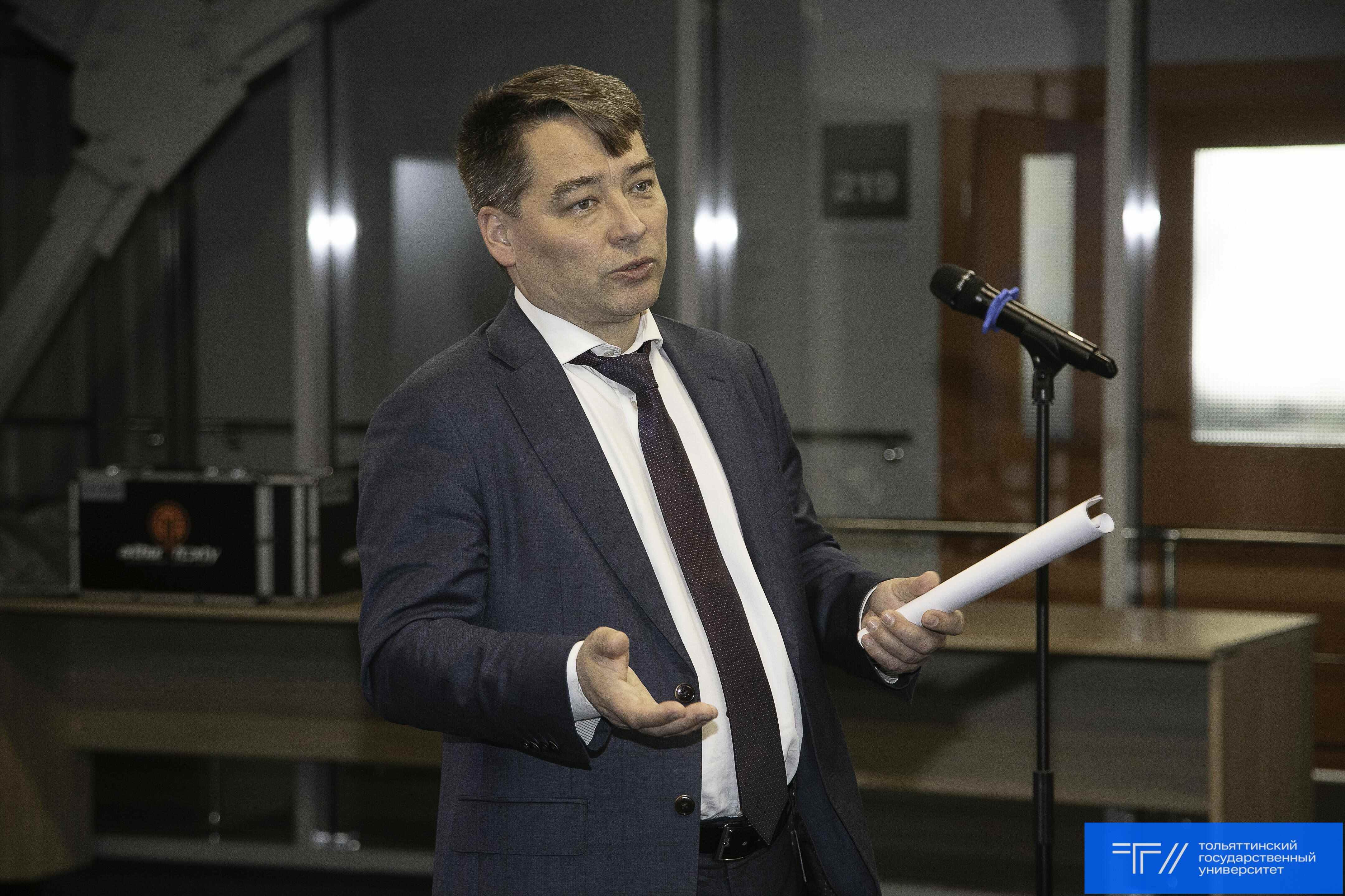 Студенты ТГУ пообщались с министром
