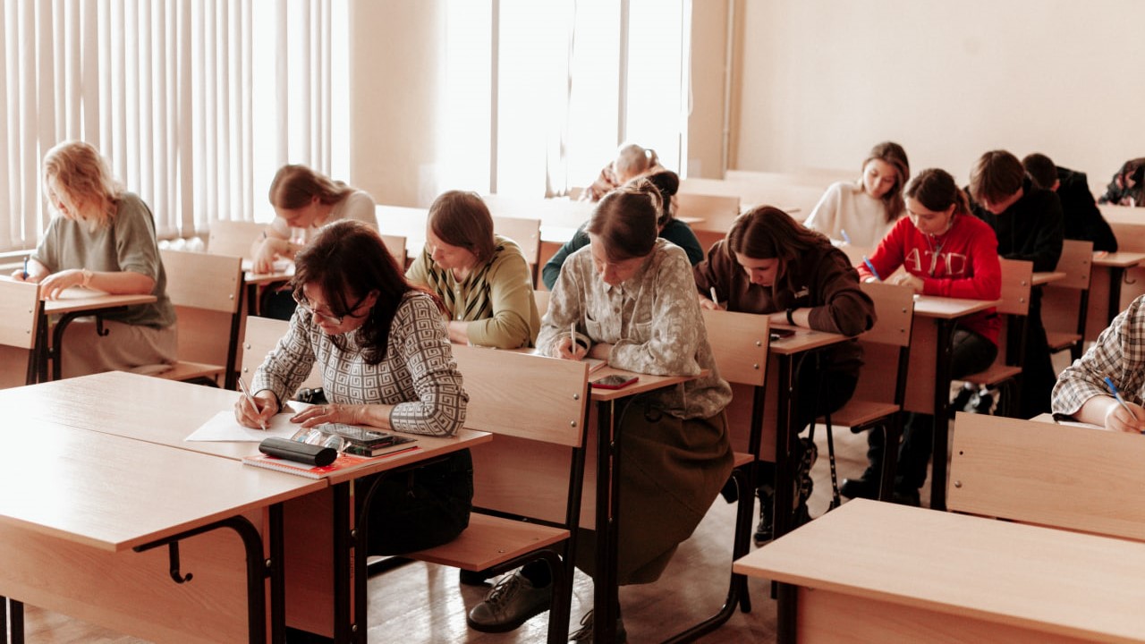 Тотально интересно: в ТГУ написали диктант